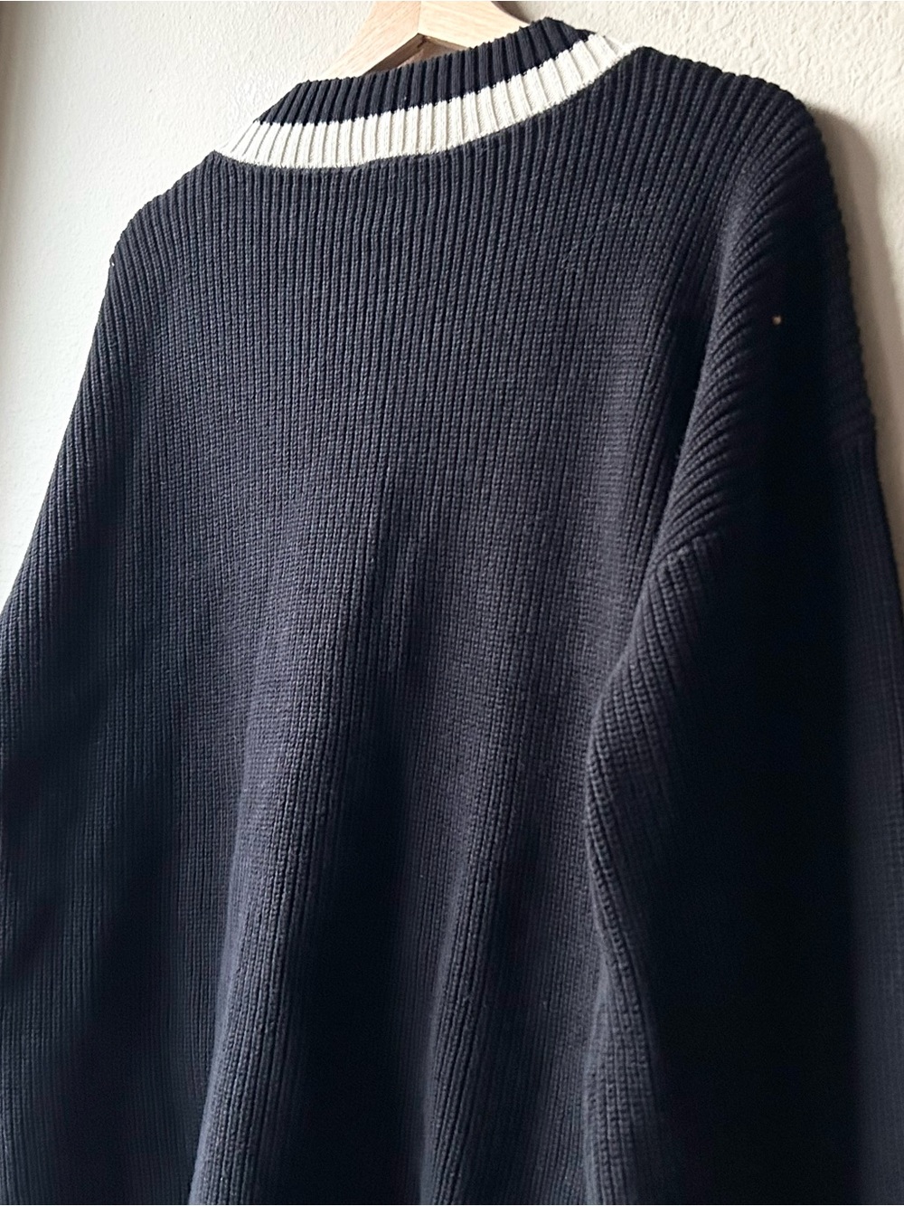 NWT Tuckernuck Black Cream Striped Ashe V neck Sweater Sz L - Picture 12 of 16